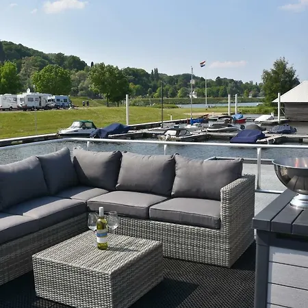 Сasa de vacaciones Cosy Floating Boatlodge, 