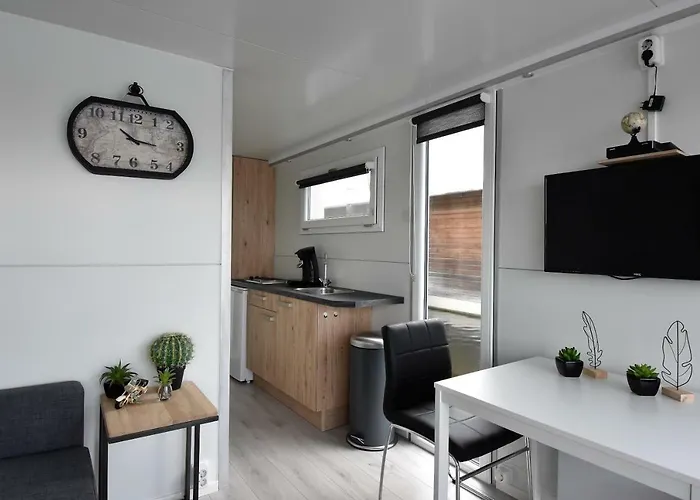 Vakantiehuis Cosy Floating Boatlodge, 